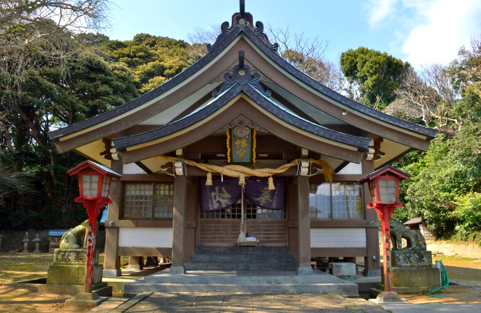 Orihata-jinja (Munakata), haiden