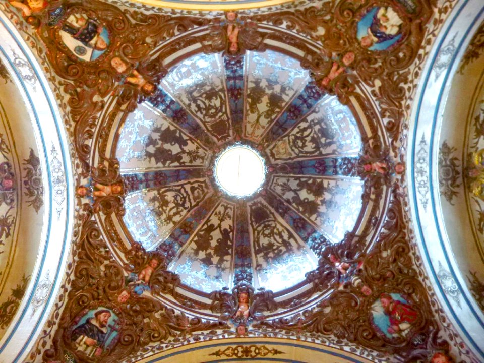 Orihuela - Colegio Diocesano de Santo Domingo, bóvedas de la iglesia 02