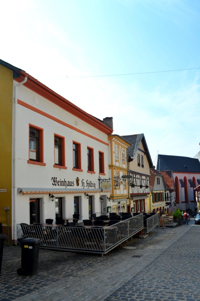 Oppenheim, Merianstraße 9