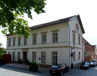 Oppenheim, Merianstraße 15