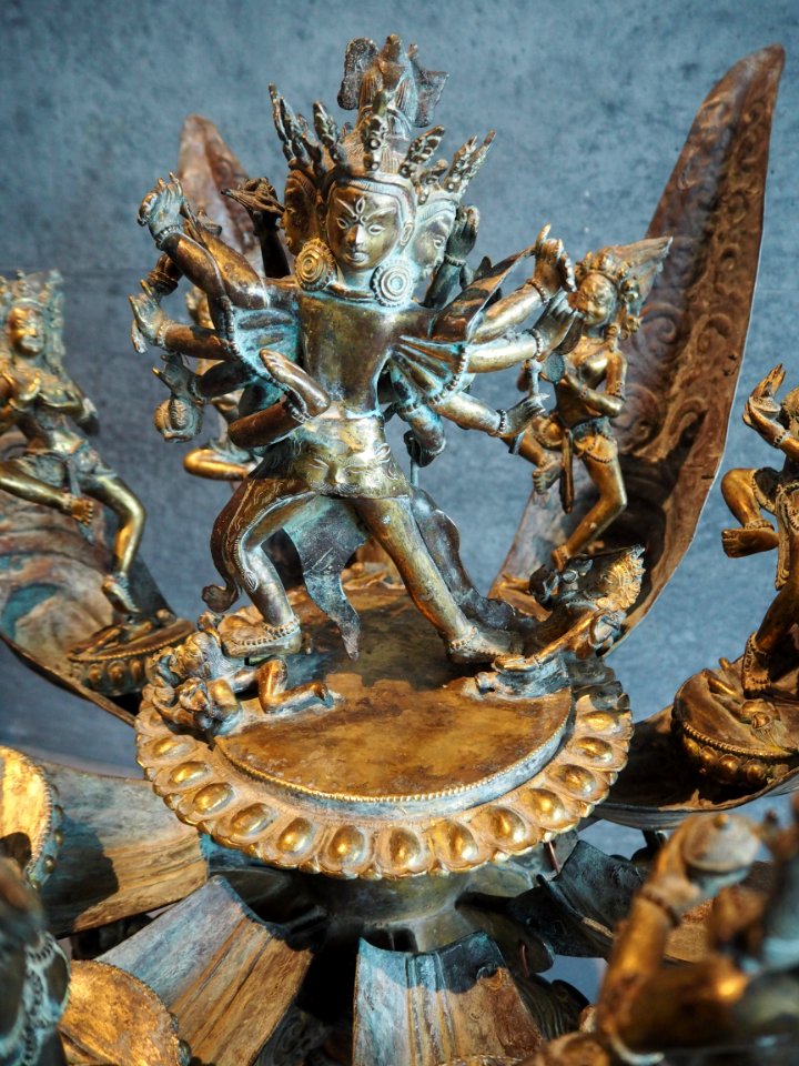 Orientalische Skulptur (MMM Corones) (09)