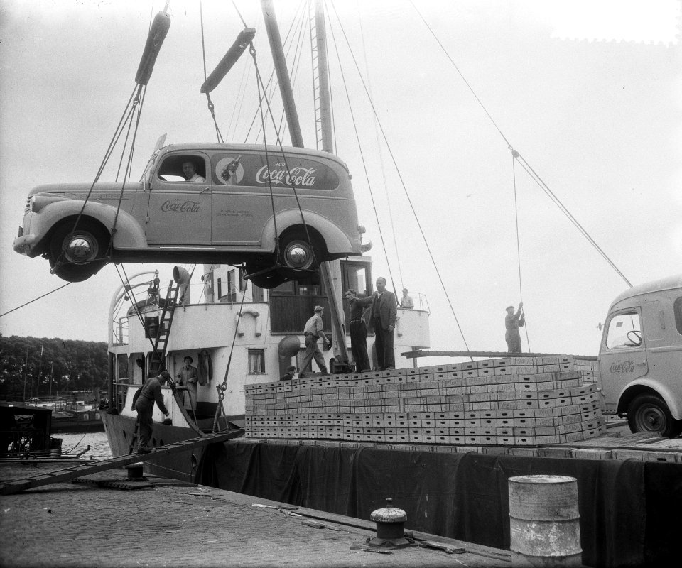 Opnamen Coaster te Amsterdam (Coca Cola), Bestanddeelnr 905-1834
