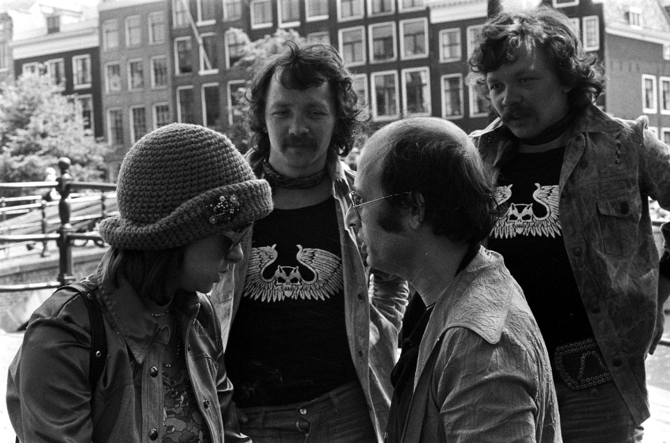 Opnamen voor film Naakt over de schutting, vlnr Jennifer Willems, Hans Sijse, Bestanddeelnr 926-4908