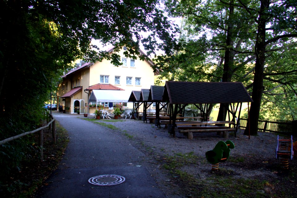 Oppach Hotel Restaurant Cafe Godelfahrt am Gondelteich