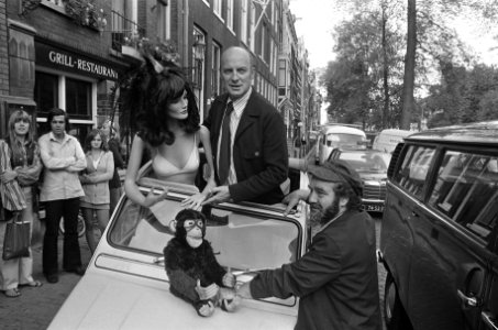 Opnamen voor film Op de Hollandse Toer in Amsterdam, Engelse regisseur Harry B, Bestanddeelnr 926-6729