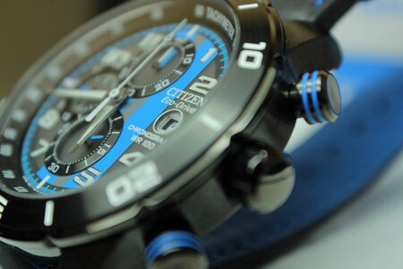Vehicle equipment watch