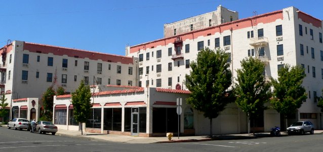 Oroville Inn from SE 3