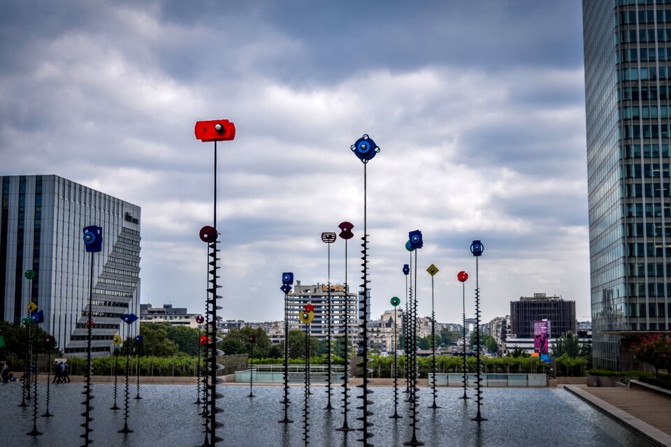 Sculpture colorful la defense