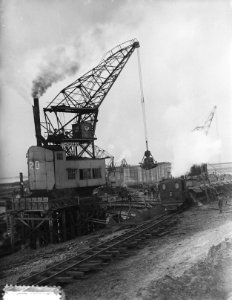 Opruiming Caissons in het rampgebied bij Kruiningen, Bestanddeelnr 906-3538