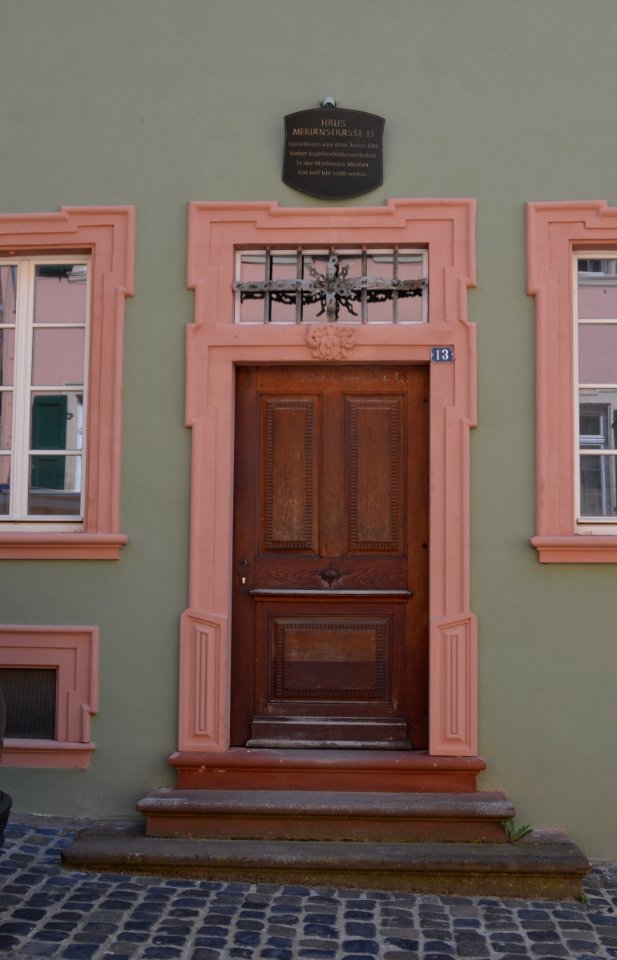 Oppenheim, Merianstraße 13, Tür