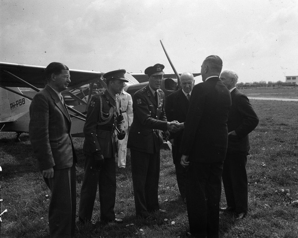 Opening Vliegveld Ypenburg, Bestanddeelnr 902-1647