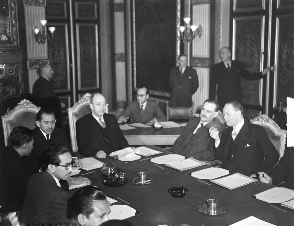 Openingszitting van de Nieuw-Guinea conferentie in Den Haag, Bestanddeelnr 904-3286