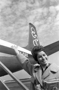 Openingsvlucht van de Olympic Airways met comet gbv Schiphol naar Athene, Bestanddeelnr 912-3633
