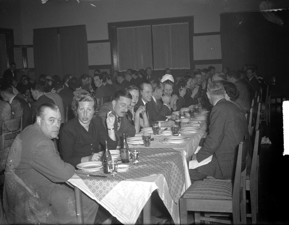 Openingsrit RAC tegen West. Diner Zandvoort, Bestanddeelnr 903-1453