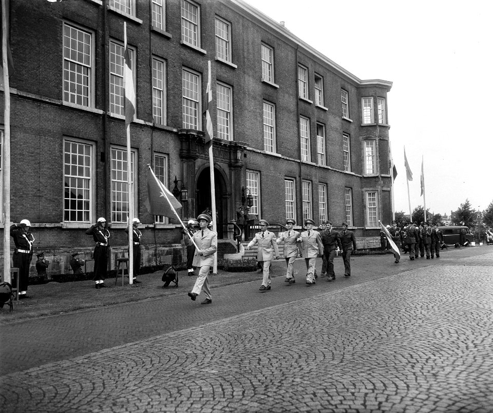 Openingsceremonie Militaire Vijfkamp 1955 Breda, Bestanddeelnr 907-2726