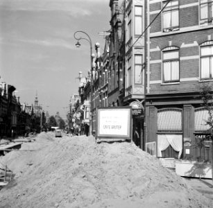 Opgebroken straat (Willemsparkweg) in Amsterrdam, Bestanddeelnr 252-1661