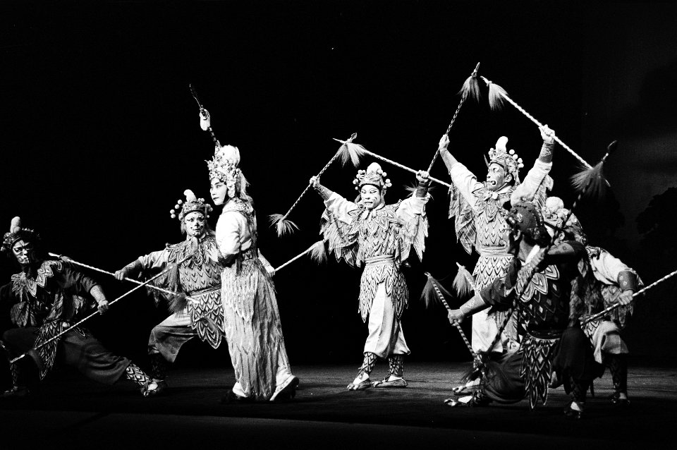 Operas, Bestanddeelnr 930-3842