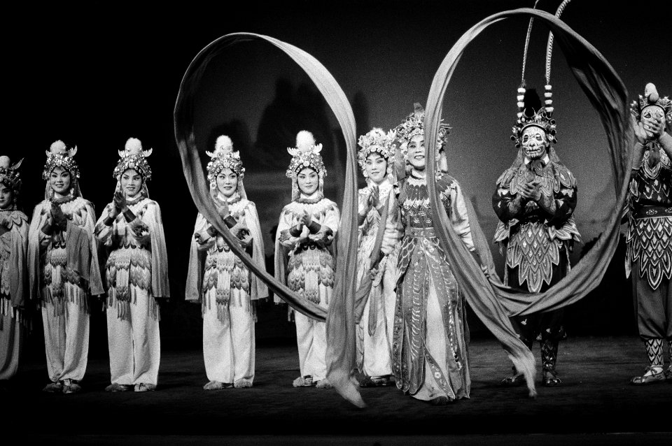 Operas, Bestanddeelnr 930-3841