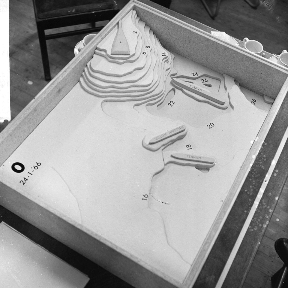 Operatie drieling, zo ziet de operatie er op de maquette (berging schepen), Bestanddeelnr 918-7198