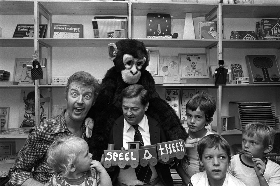 Openingen, artiesten, komieken, kinderen, André van Duin, Bestanddeelnr 930-4197