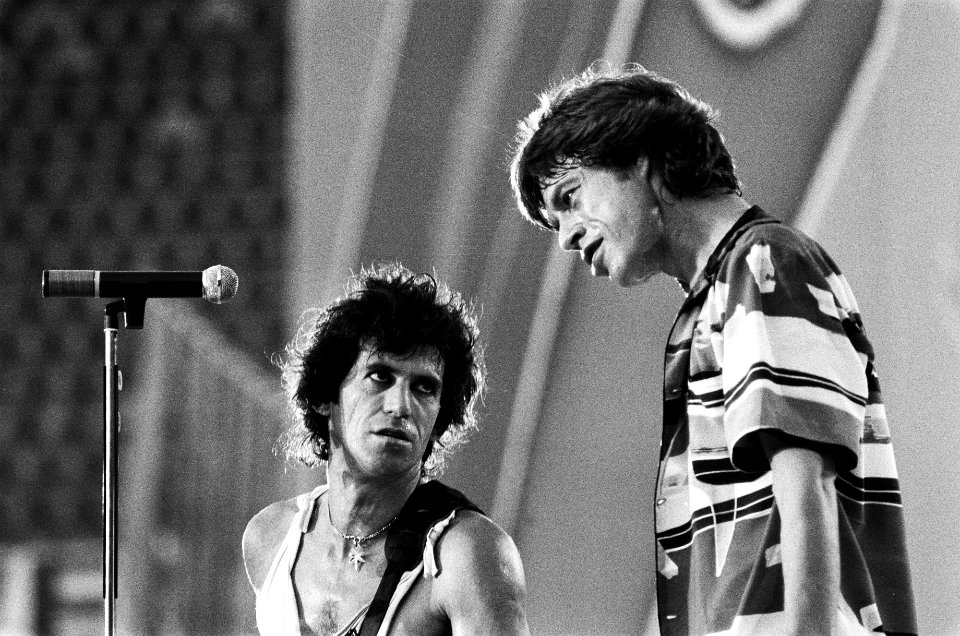 Optreden Rolling Stones in het Feijenoordstadion, Rotterdam Mick Jagger en Keit, Bestanddeelnr 932-1927