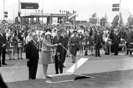 Openingen, havens, prinsessen, prinsen, burgemeesters, Beatrix, prinses, Claus, , Bestanddeelnr 920-4142