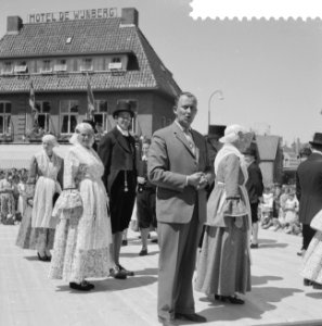 Optreden op iedere donderdag van de Bolswarder Skotsploeg voor toeristen te Bols, Bestanddeelnr 910-4693