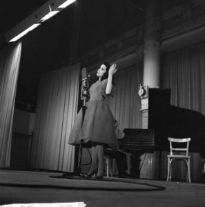Optreden van Jacqueline Boyer in Rotterdam, Bestanddeelnr 912-2698