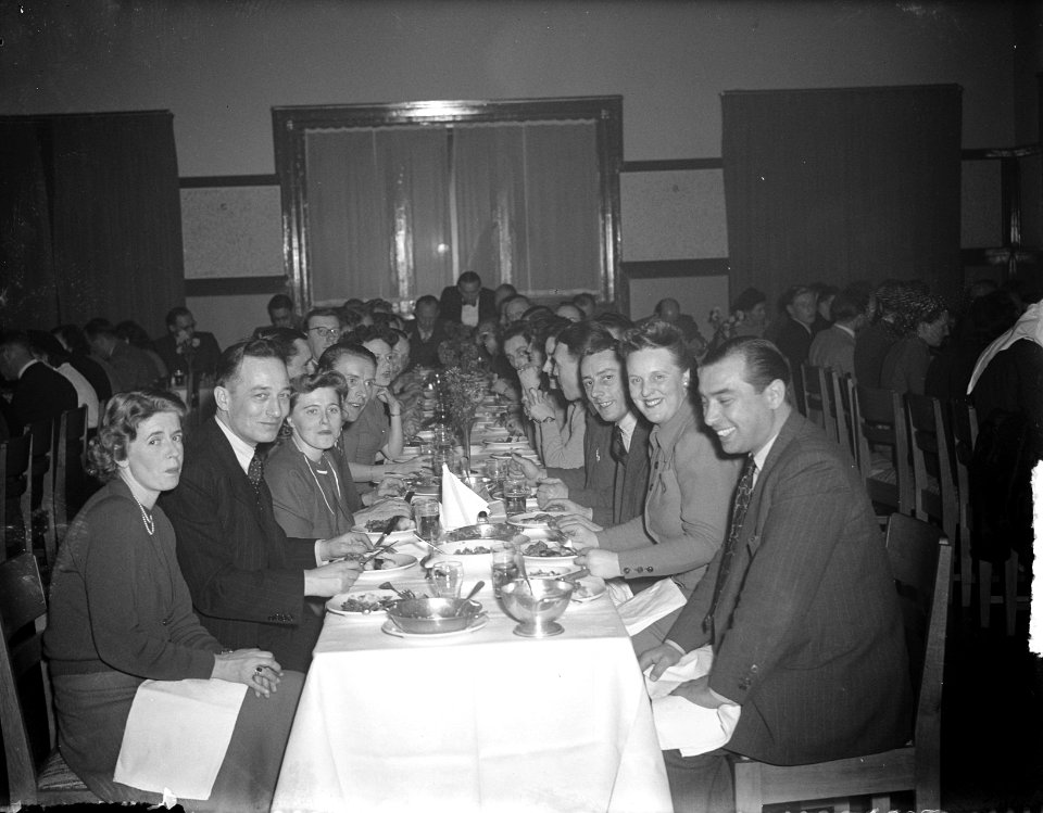 Openingsrit RAC tegen West. Diner Zandvoort, Bestanddeelnr 903-1451