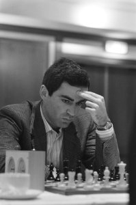 Optiebeurs schaakvierkamp Garri Kasparov, Bestanddeelnr 934-2506