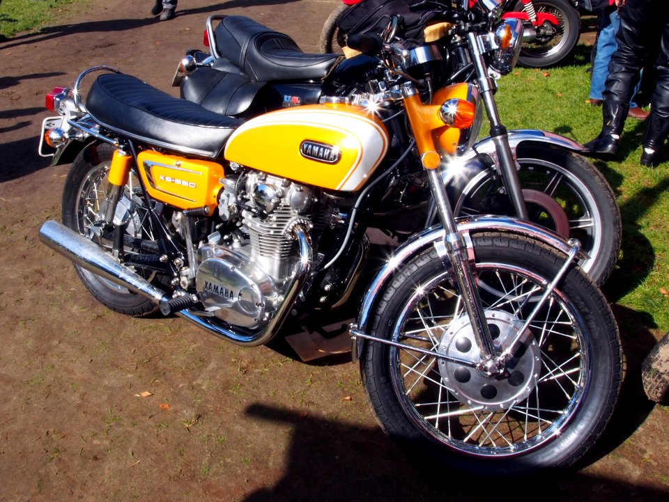 Orange Yamaha XS650