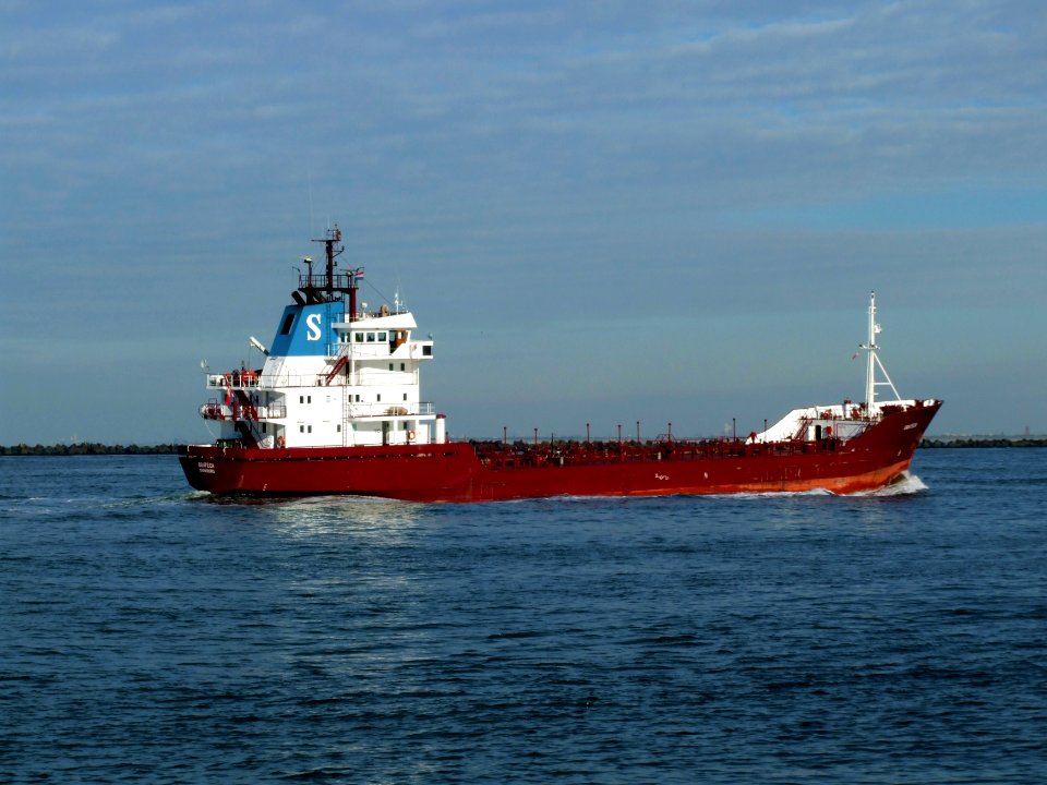 Orateca IMO 8023527 p3 approaching Port of Rotterdam, Holland 21-Feb-2005
