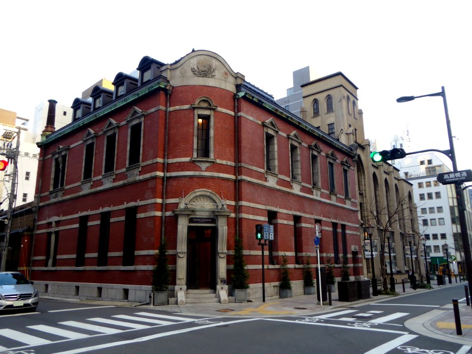 Opera Domaine Koriabashi & United Church of Christ in Japan Naniwa Charch