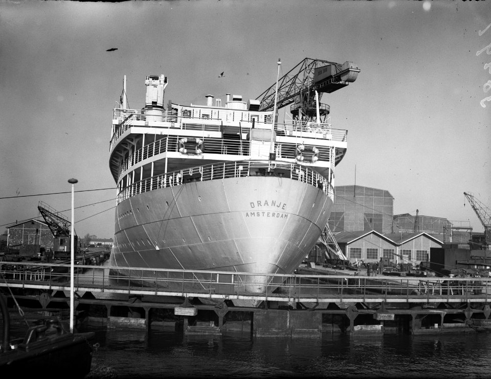 Oranje in het dok, Bestanddeelnr 903-8497