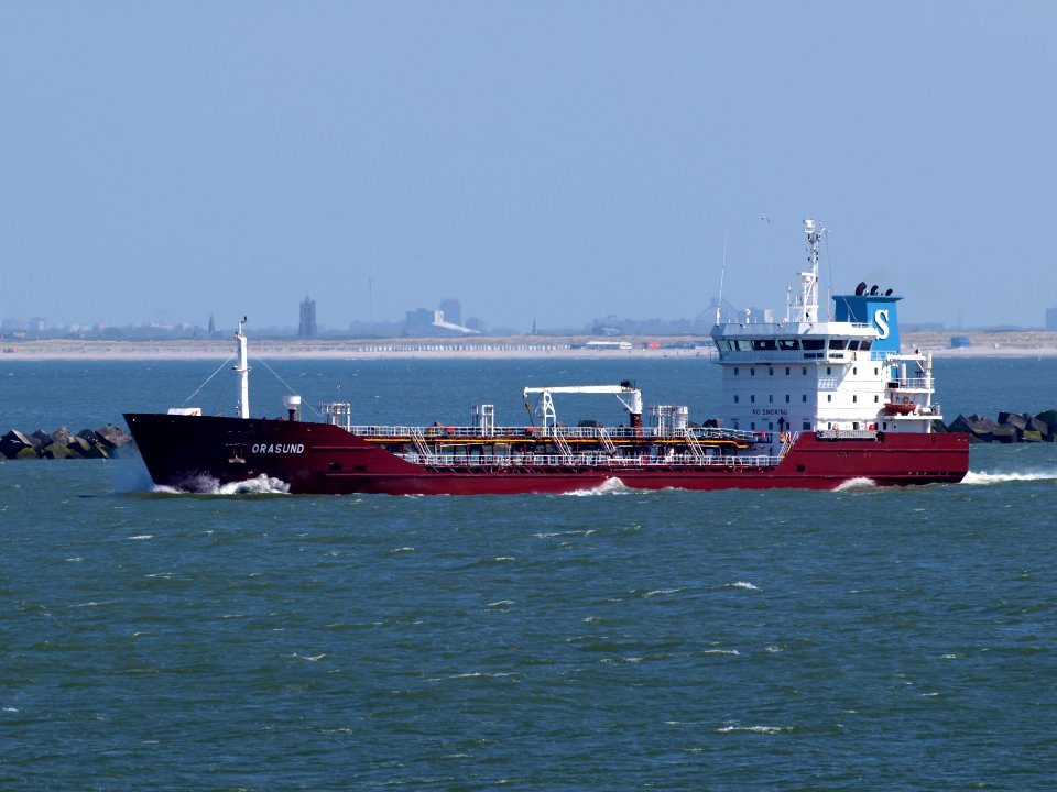 Orasund, IMO 9336701, pic1