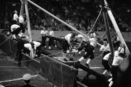 Optreden van de Royal Navy Field Gun Competition, Bestanddeelnr 928-0527