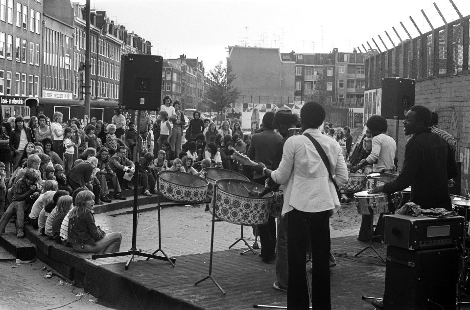 Optreden steelband, Bestanddeelnr 926-5819