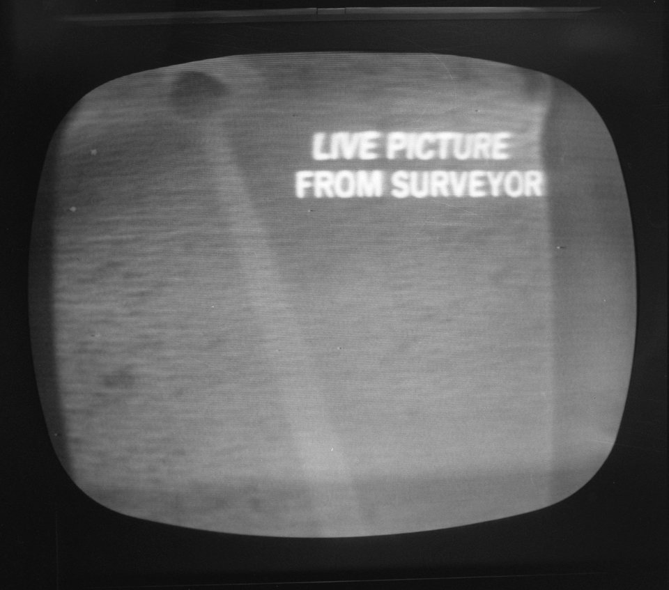 Opname van de maan door Surveyor van TV af, Bestanddeelnr 919-2203
