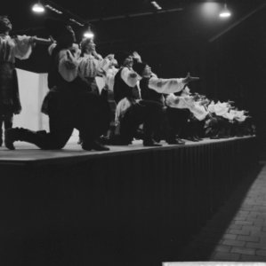 Optreden van het Moisejev Ballet uit Moskou in de Ahoy te Rotterdam, Bestanddeelnr 911-7956