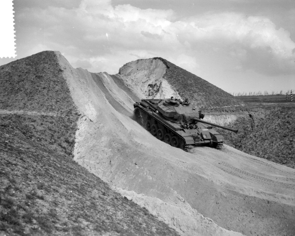 Opleiding tankchauffeurs in Amersfoort, Bestanddeelnr 912-4862