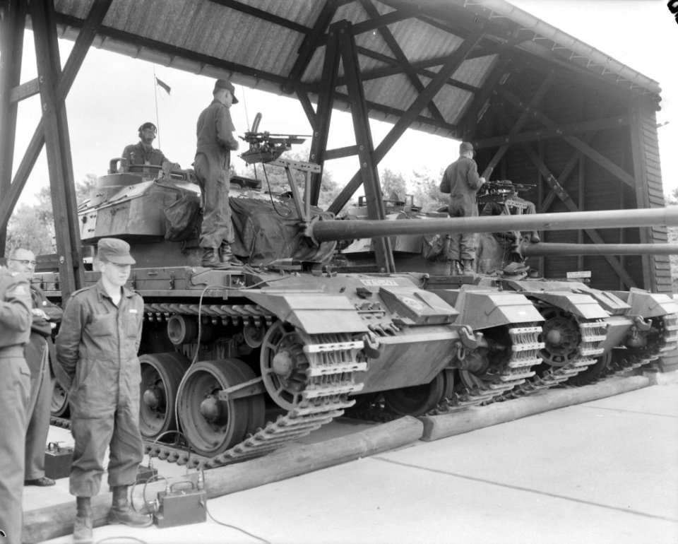 Opleiding tankchauffeurs in Amersfoort, Bestanddeelnr 912-4859