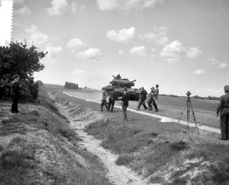 Opleiding tankchauffeurs in Amersfoort, Bestanddeelnr 912-4857