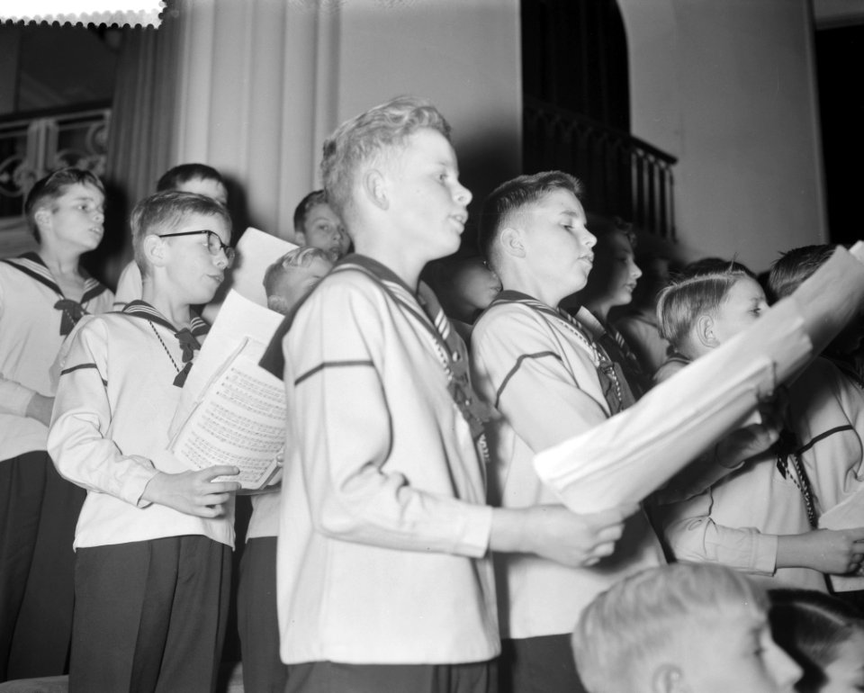 Opname t.g.v. de 18e verjaardag van Prinses Margriet door Koninklijke Nederlands, Bestanddeelnr 911-9813