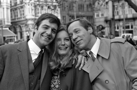 Opname speelfilm Love in Amsterdam op Rembrandtplein Guido de Moor , Catharin, Bestanddeelnr 920-8570