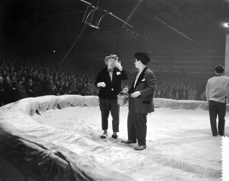 Optreden van het Russisch staatscircus in de Ahoyhal te Rotterdam, Russische clo, Bestanddeelnr 912-1259