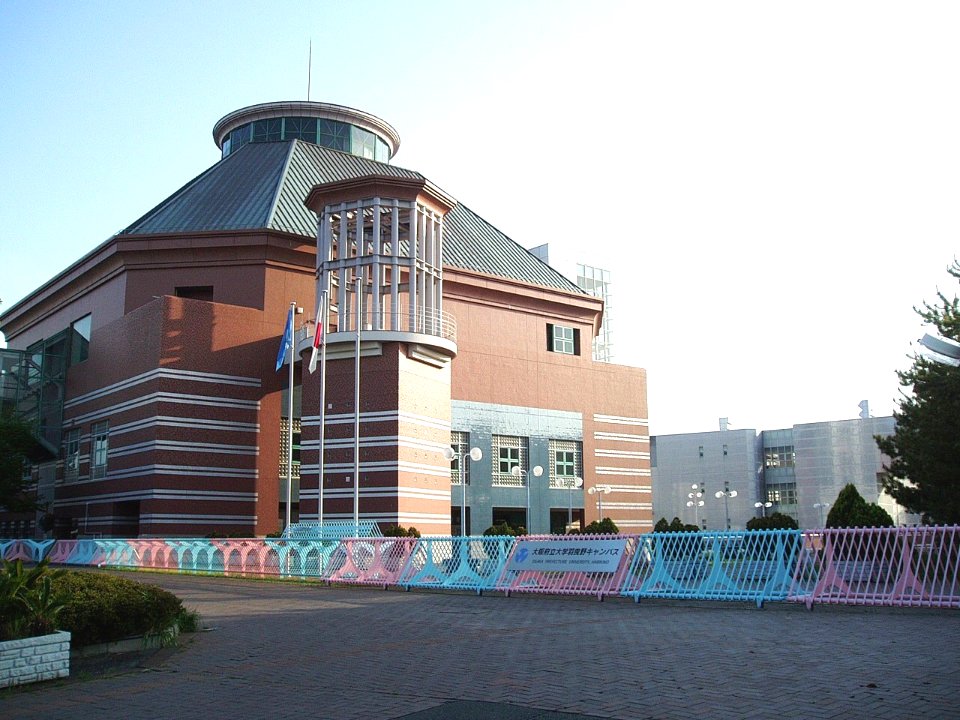 OPU-Habikino-MainGate01