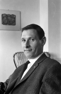 Opvolgers van Jhr. Sandberg als directeur Stedelijk Museas , de heer S. H. Levie, Bestanddeelnr 914-9042