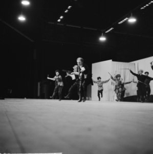 Optreden van het Moisejev Ballet uit Moskou in de Ahoy te Rotterdam, Bestanddeelnr 911-7947