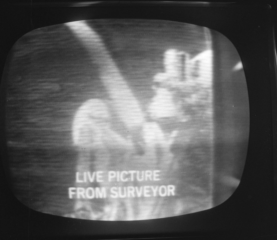 Opname van de maan door Surveyor van TV af, Bestanddeelnr 919-2202