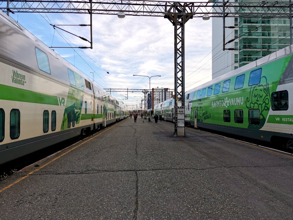 Oulu railway station 20210530 02